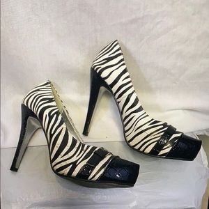 Women’s Zebra Print 7M Pump Stiletto with 4-3/4” Heels